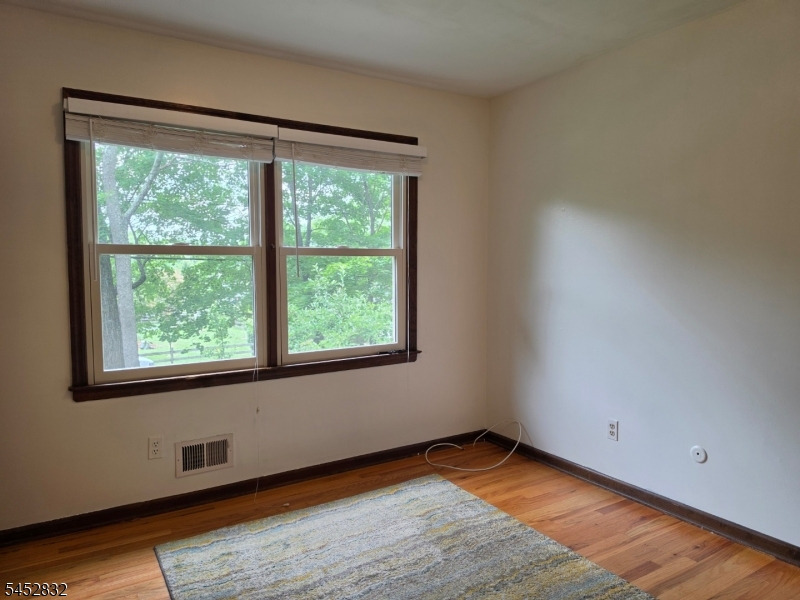 154 Hillside Ave Property Photo 30
