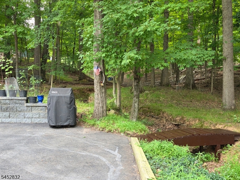 154 Hillside Ave Property Photo 35