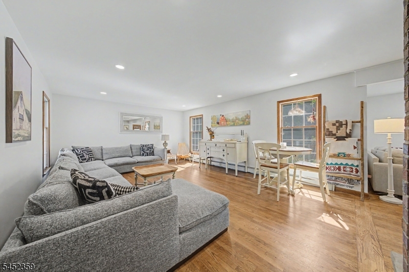 38 Dyer Rd Property Photo 12