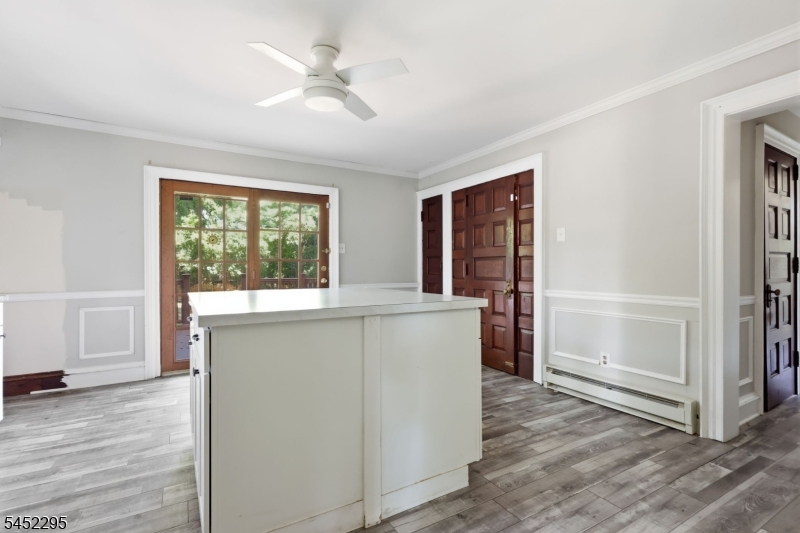 319 Oaklawn Ave Property Photo 14