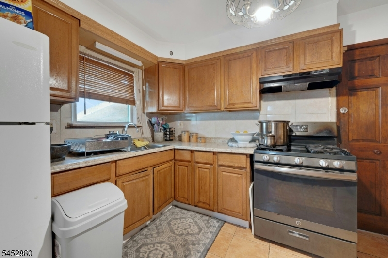 48 Doherty Dr S Property Photo 14