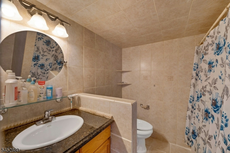 48 Doherty Dr S Property Photo 24