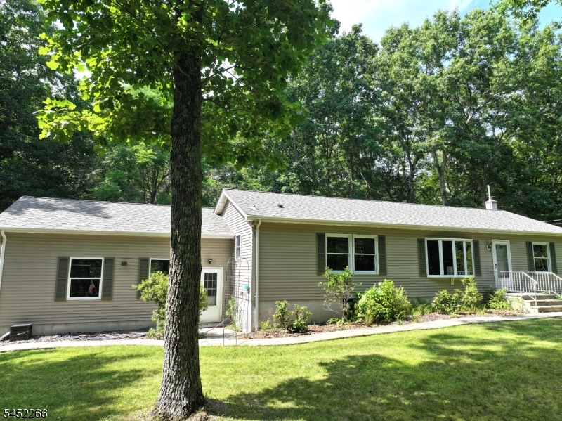 24 Fox Hollow Rd Property Photo 1