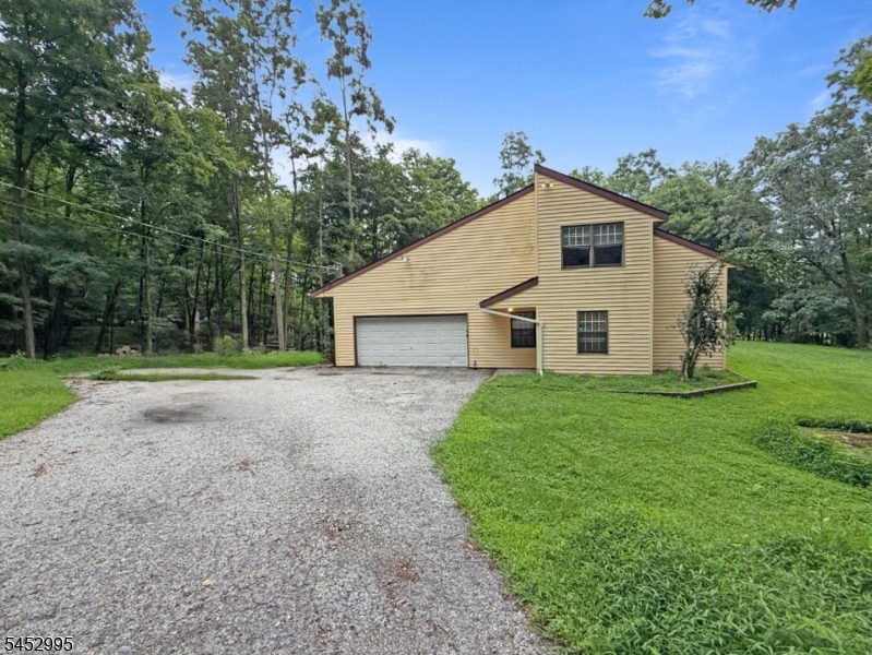 38 Deckertown Tpke Property Photo 1