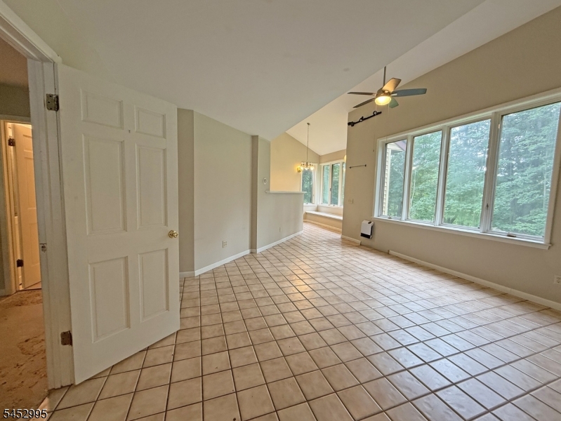 38 Deckertown Tpke Property Photo 7