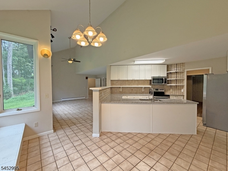 38 Deckertown Tpke Property Photo 9