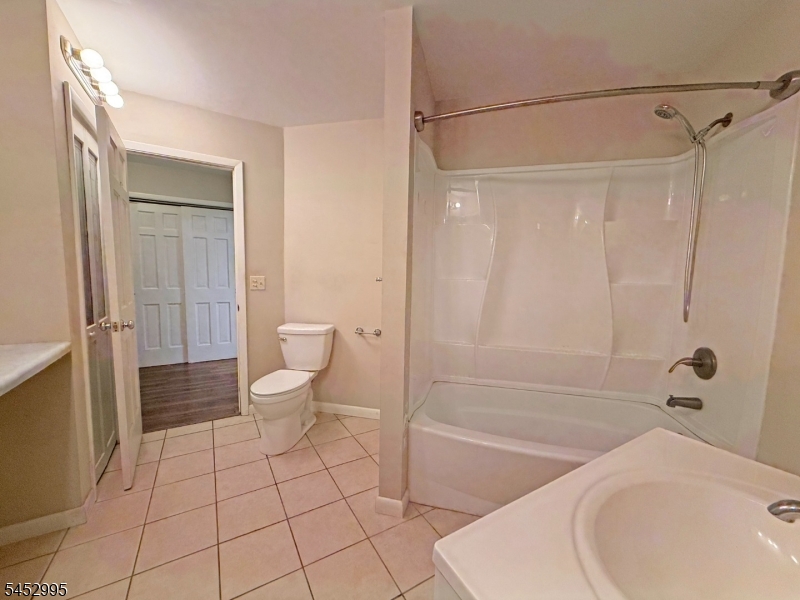 38 Deckertown Tpke Property Photo 15