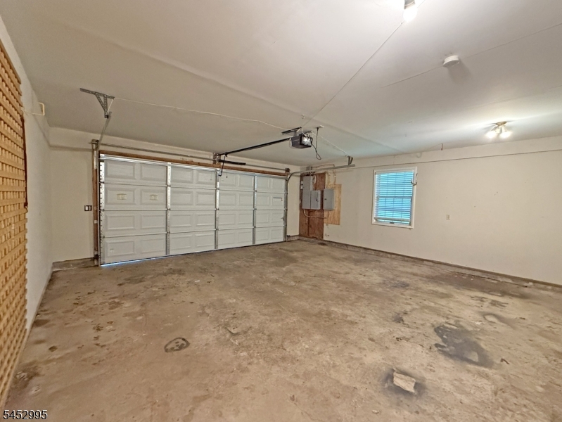 38 Deckertown Tpke Property Photo 19