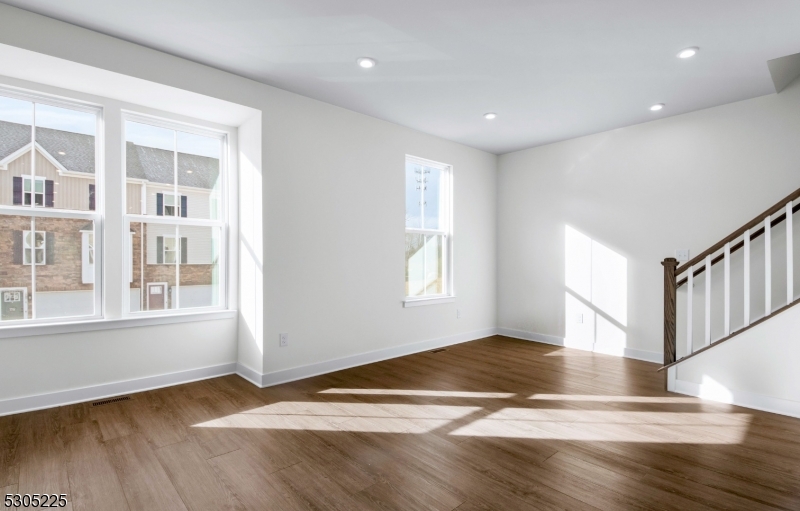 9 Peckwell St Property Photo 14