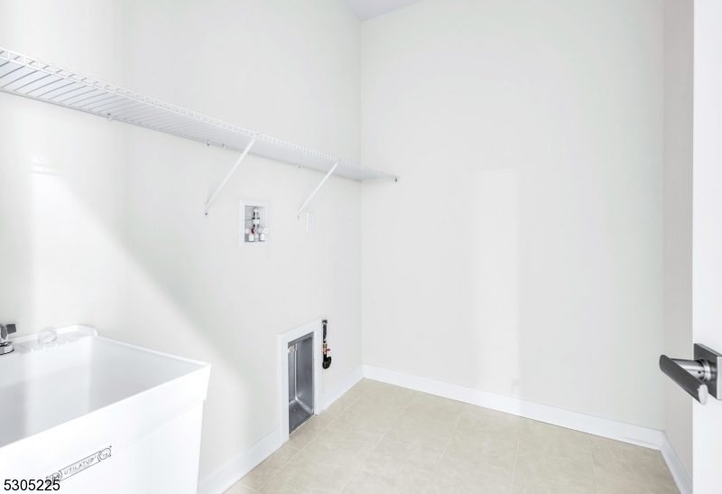 9 Peckwell St Property Photo 20