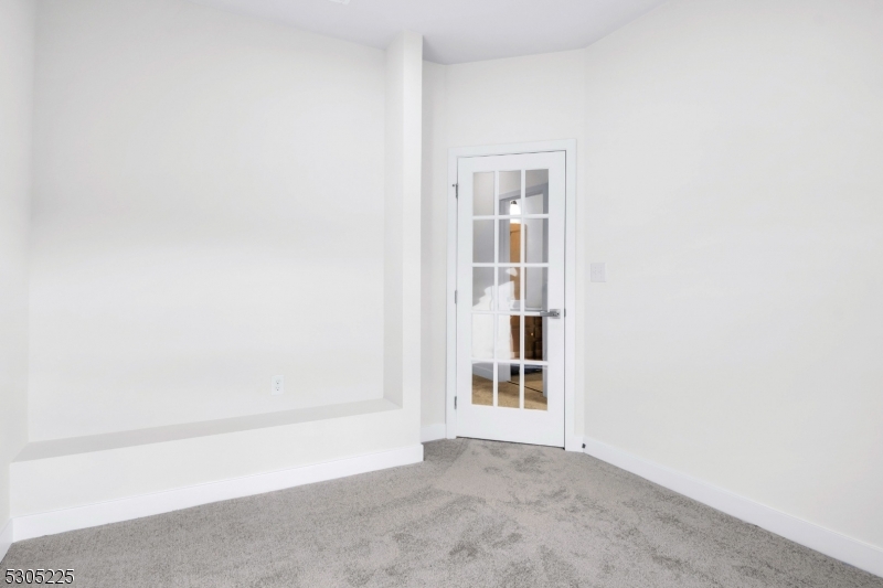 9 Peckwell St Property Photo 23