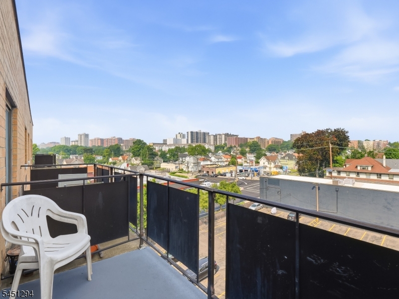 5 Linden St 6i Property Photo 21