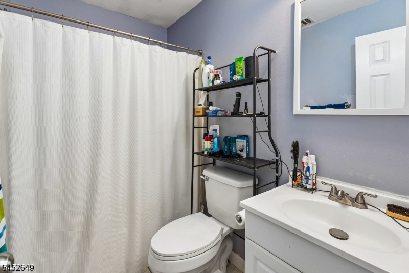 2 Elizabeth Pl Property Photo 10