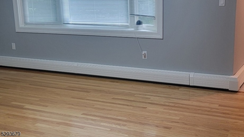 4 Deerfield Rd Property Photo 6