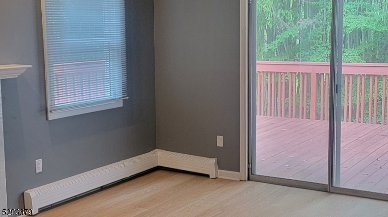 4 Deerfield Rd Property Photo 10