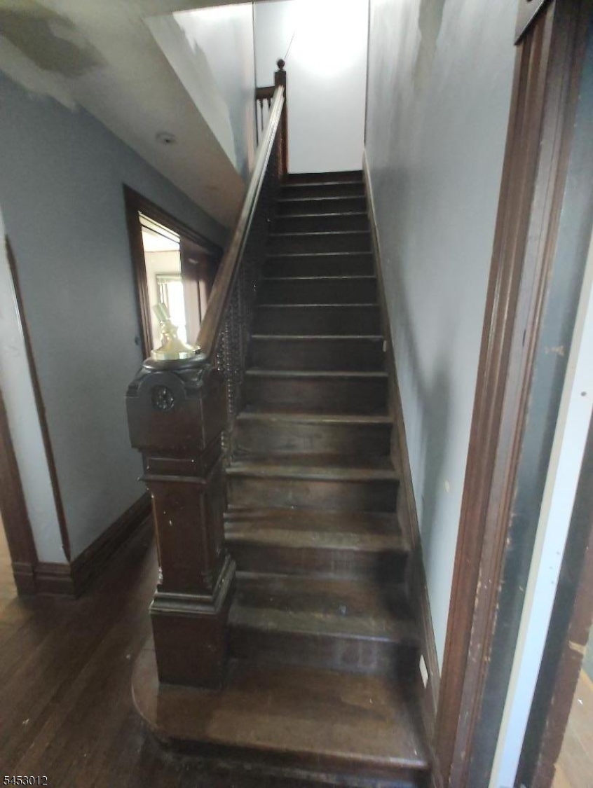 20 Grand Ave Property Photo 12