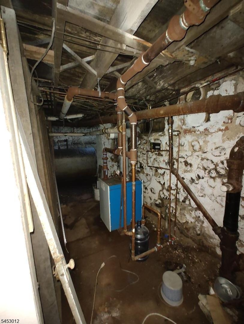 20 Grand Ave Property Photo 26