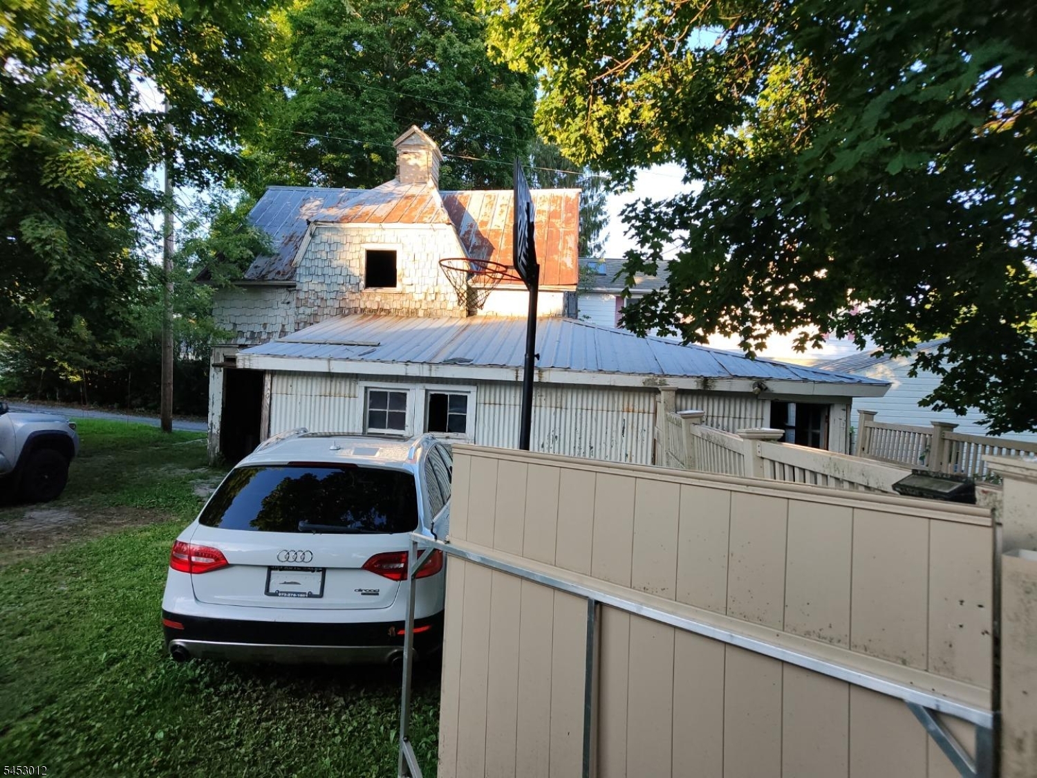 20 Grand Ave Property Photo 34