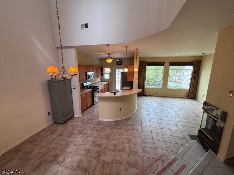 66 Witherspoon Ct Property Photo 6