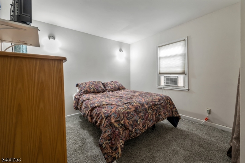 23 1st St Property Photo 16