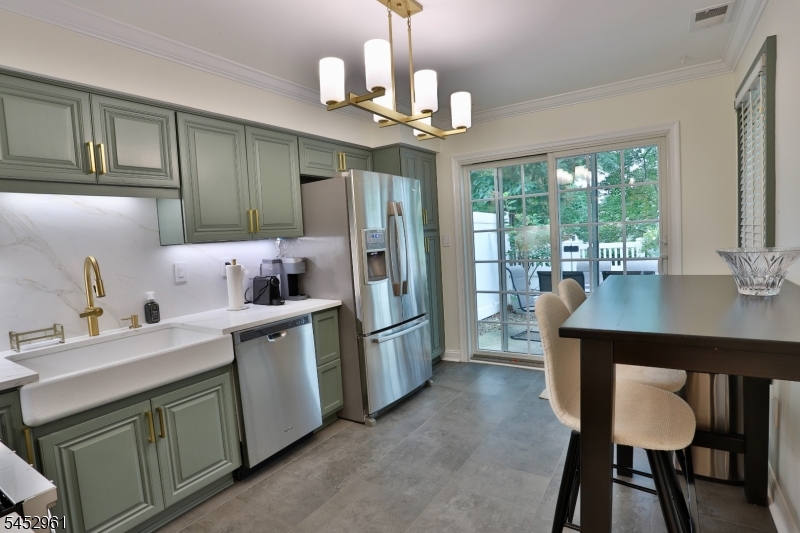 1006 Timberbrooke Drive Property Photo 1