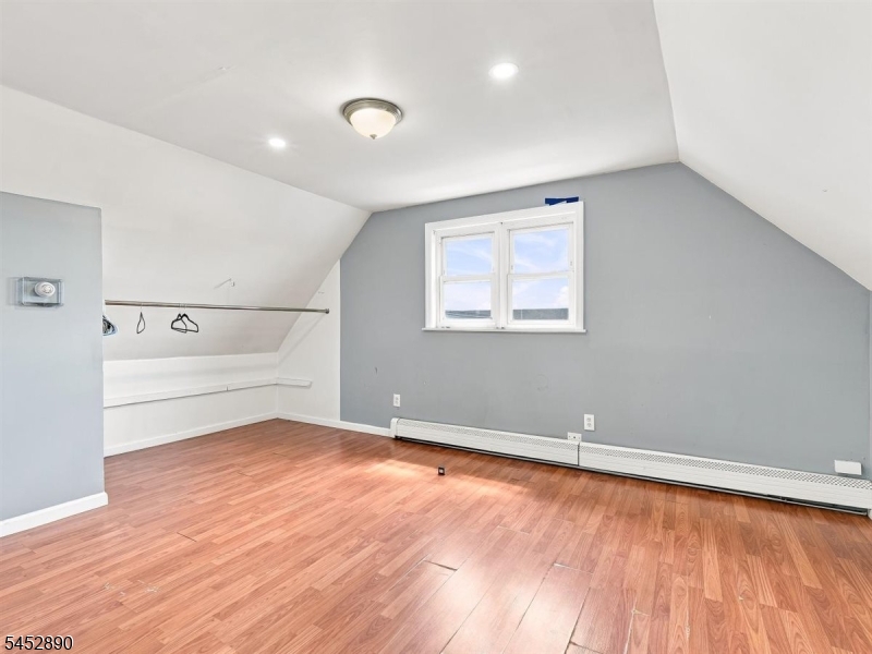 132 4th St Property Photo 13