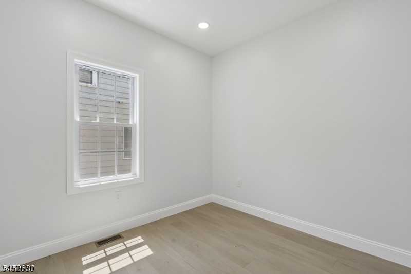 250 Milltown Rd Property Photo 15