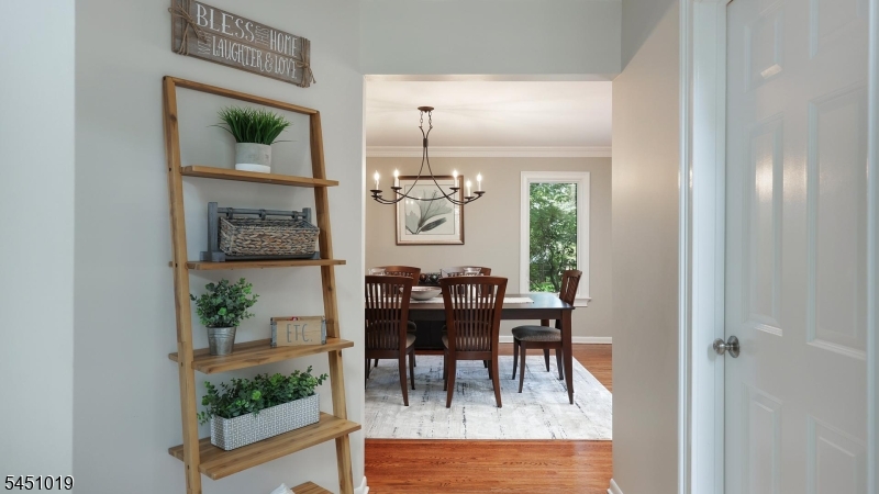 8 Cayuga Way Property Photo 15