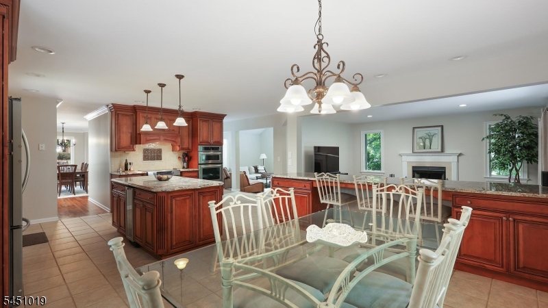 8 Cayuga Way Property Photo 21