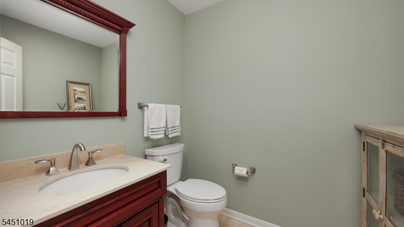8 Cayuga Way Property Photo 26