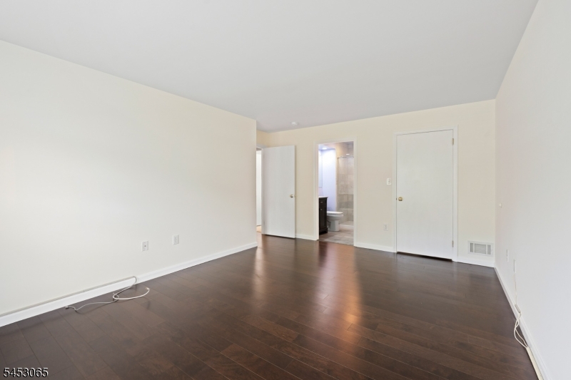 2501 Vroom Dr 2501 Property Photo 14