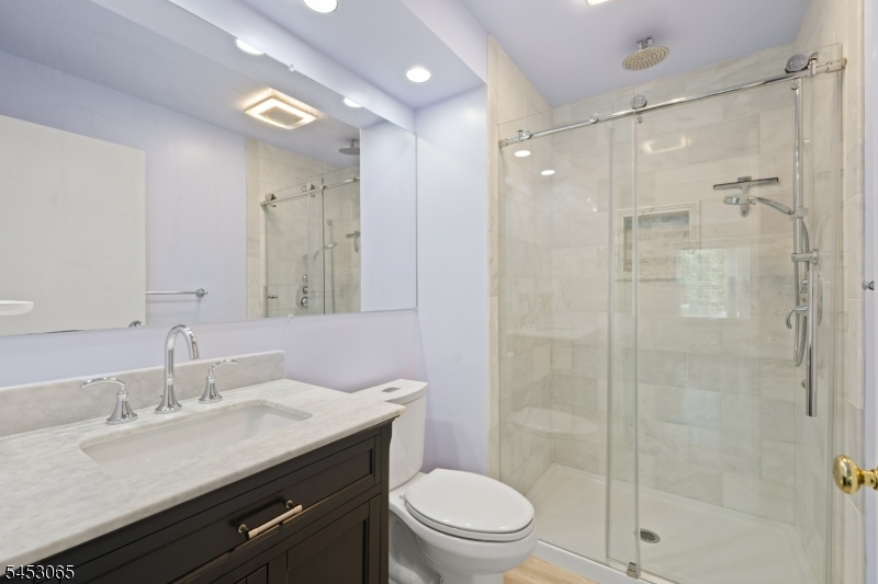 2501 Vroom Dr 2501 Property Photo 15