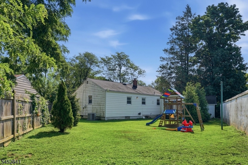 77 Deborah Ct Property Photo 37