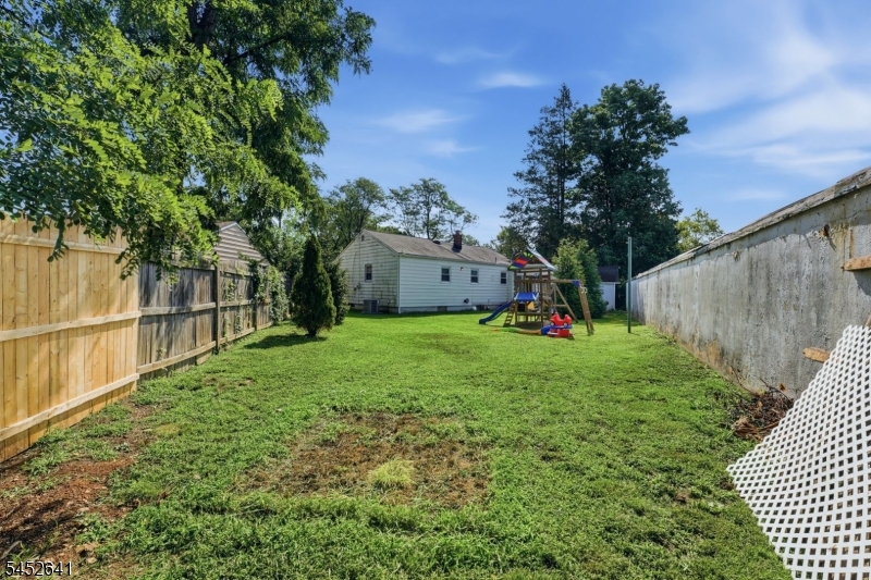 77 Deborah Ct Property Photo 38