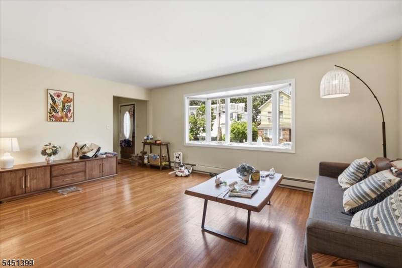 40 Ocean St 2 Property Photo 3