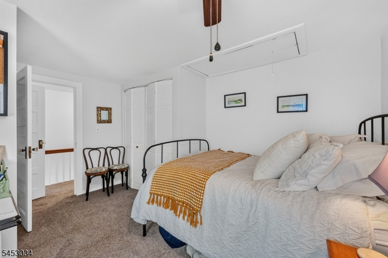 693 Amwell Rd Property Photo 17