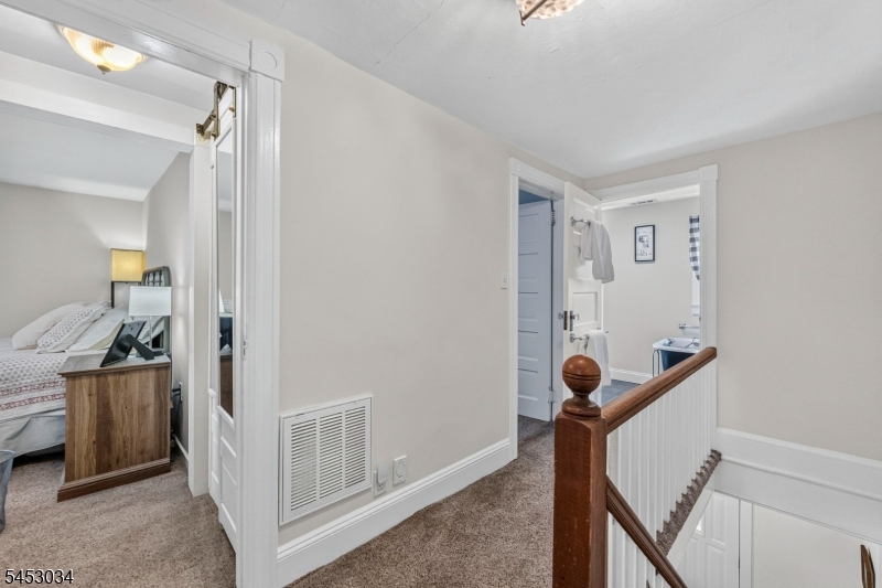 693 Amwell Rd Property Photo 25