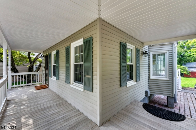 693 Amwell Rd Property Photo 31