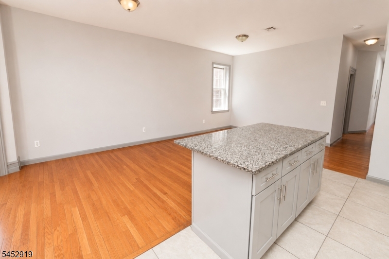 238 Fulton Ave Property Photo 5