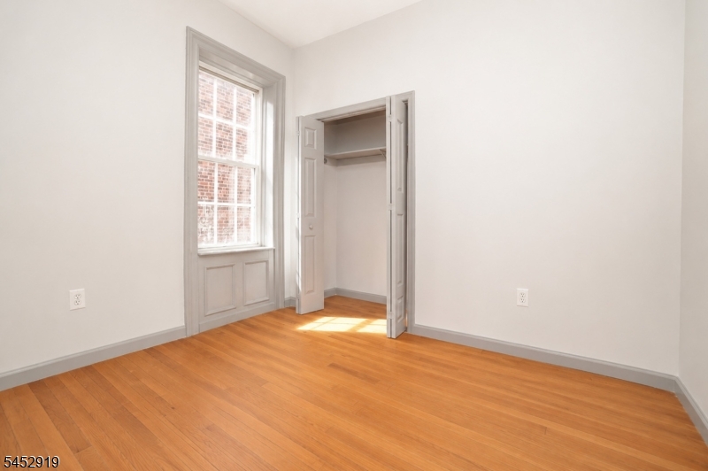238 Fulton Ave Property Photo 6