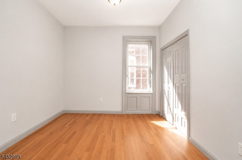 238 Fulton Ave Property Photo 11