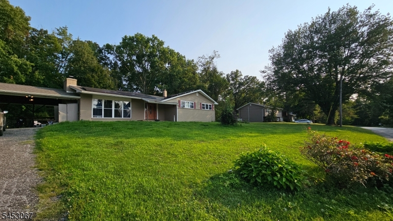 5 Woodland Trl Property Photo 1