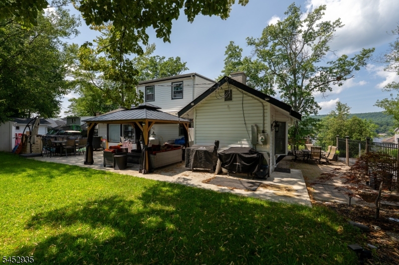 175 Long Pond Rd Property Photo 23