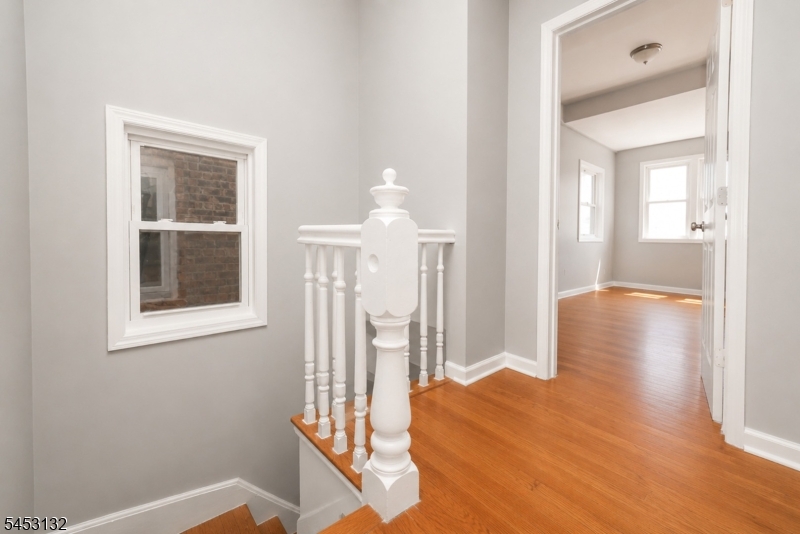 143 Pearsall Ave Property Photo 8