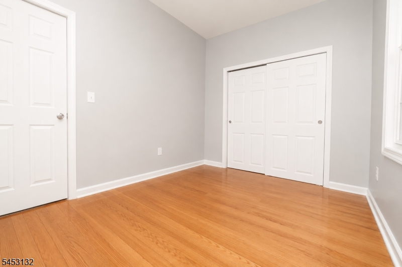 143 Pearsall Ave Property Photo 14