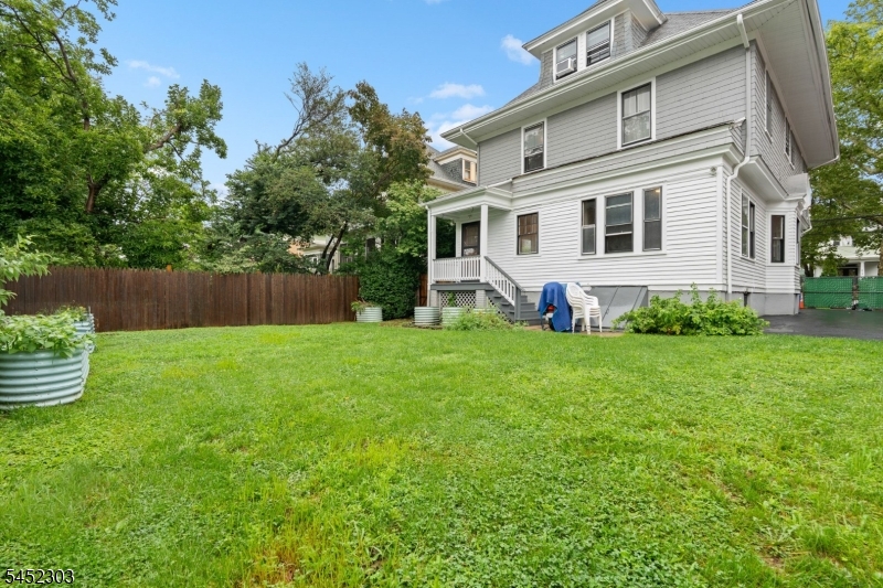 616 Clifton Ave Property Photo 26