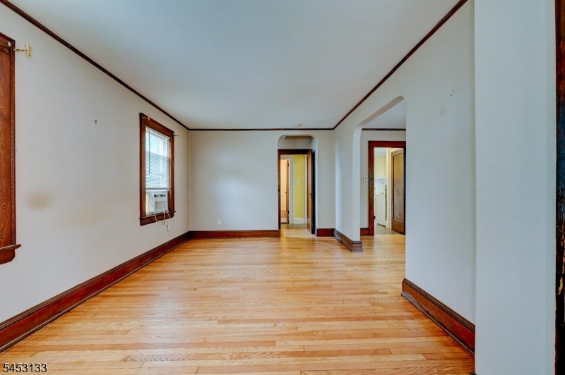 783 Broad St Property Photo 6