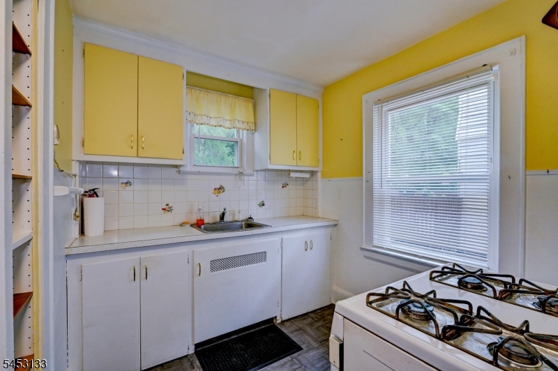 783 Broad St Property Photo 13