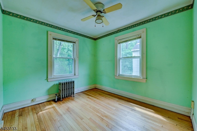 783 Broad St Property Photo 23