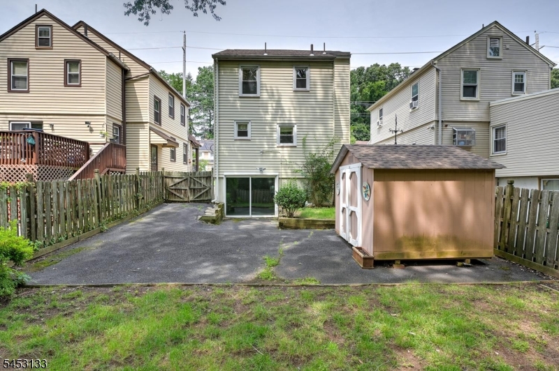 783 Broad St Property Photo 36